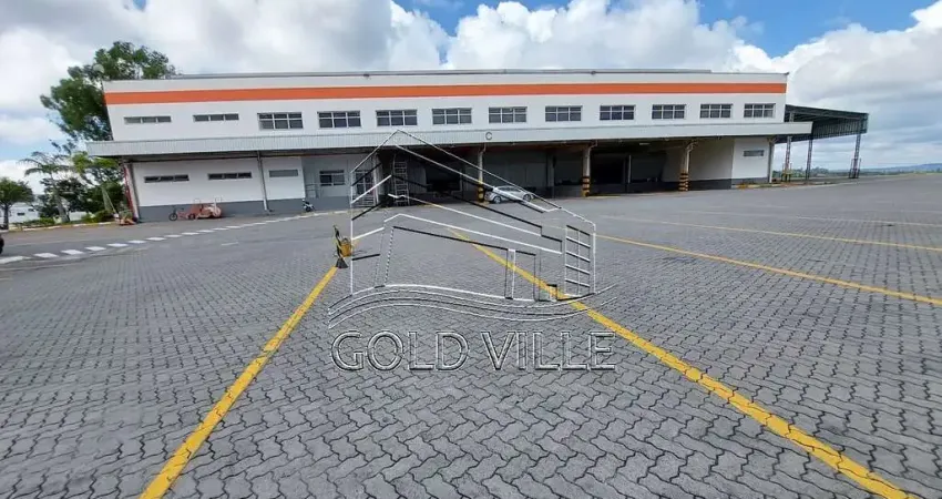 GA0385 - alugo este galpão no *Embu das Artes* dentro de condomínio com 3.186 metros de área de galpão, 1.963 metros de área fabril