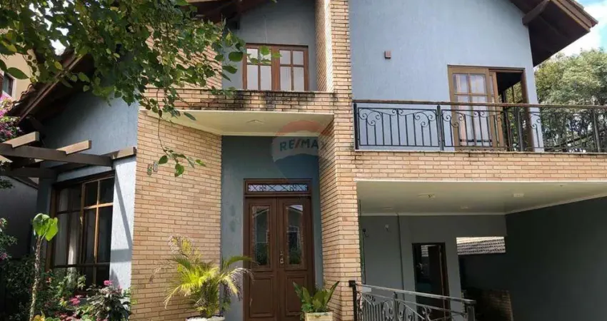CASA À VENDA, 3 DORMITÓRIOS, 1 SUÍTE, CONDOMÍNIO ARUJÁ VILLE 1 em ARUJÁ SP.