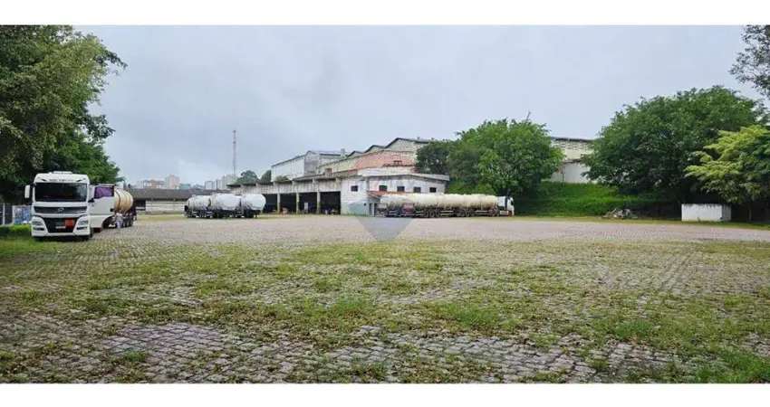 Barracão / Galpão / Depósito para alugar no Portão, Arujá