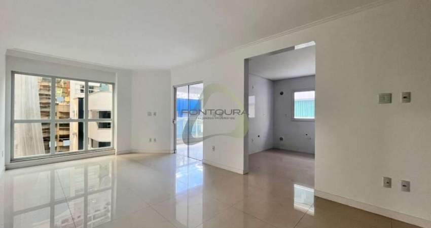 Apartamento com 3 quartos à venda na Rua 207, 211, Meia Praia, Itapema
