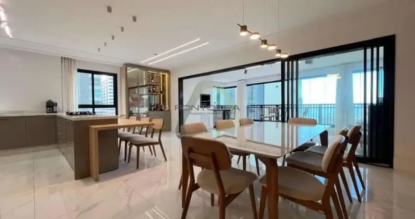 Apartamento com 4 quartos à venda na Rua 236, 25, Meia Praia, Itapema