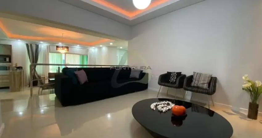 Apartamento com 3 quartos à venda na Rua 224, 255, Meia Praia, Itapema