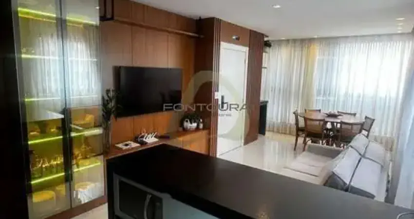 Apartamento com 3 quartos à venda na Rua 302, 151, Meia Praia, Itapema