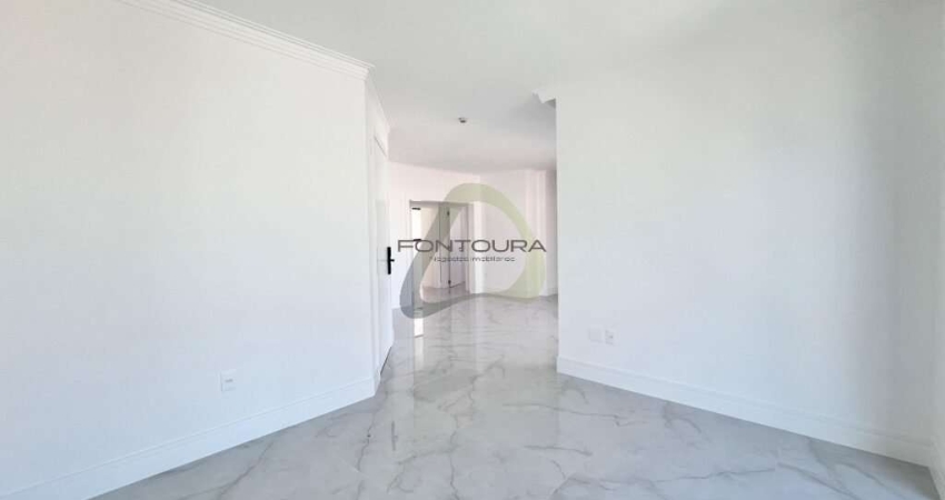 Apartamento com 3 quartos à venda na Rua 207, Meia Praia, Itapema