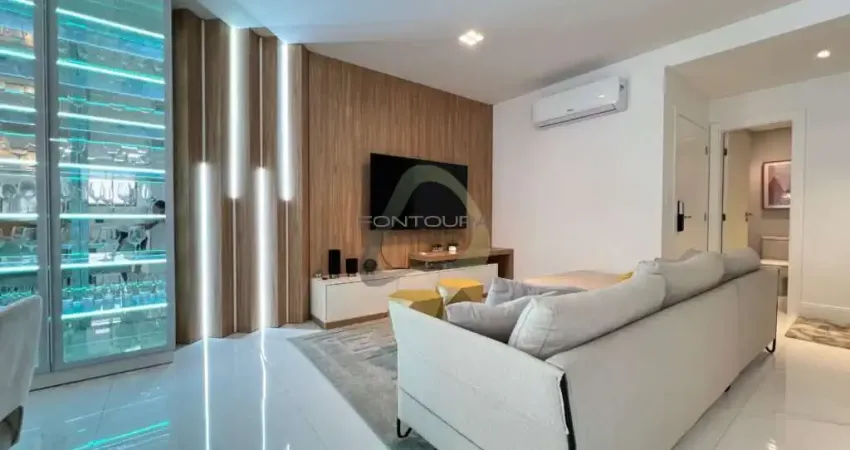 Apartamento com 4 quartos à venda na Rua 315, 222, Meia Praia, Itapema