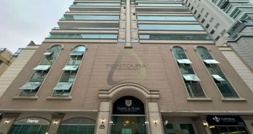 Apartamento à venda na Rua 242, 404, Meia Praia, Itapema