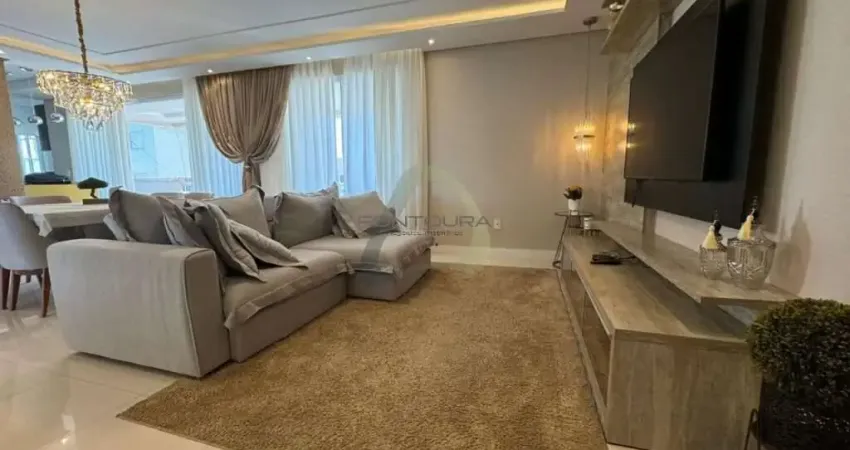 Apartamento à venda na Rua 272, 222, Meia Praia, Itapema