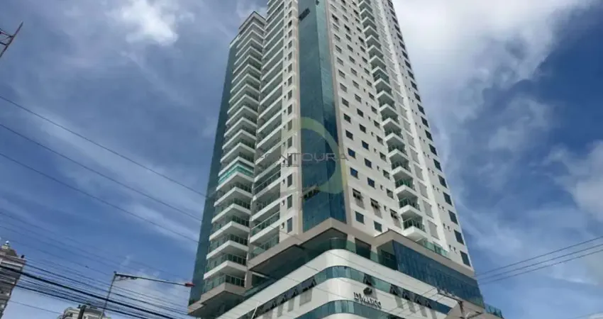 Apartamento à venda na Rua 1208, 35, Meia Praia, Itapema