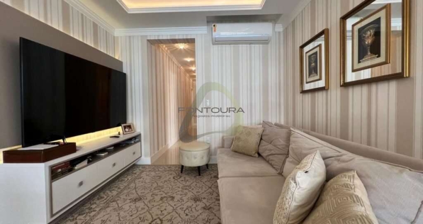 Apartamento à venda na Rua 212, 152, Meia Praia, Itapema