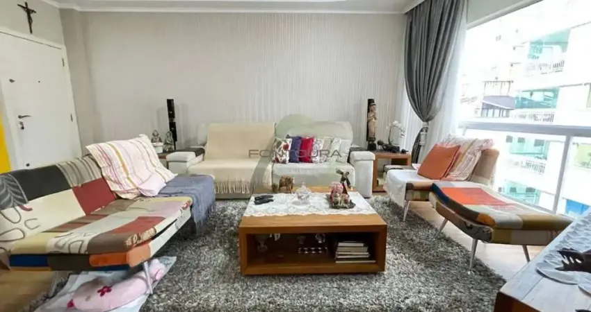 Apartamento com 3 quartos à venda na Rua 207, 240, Meia Praia, Itapema