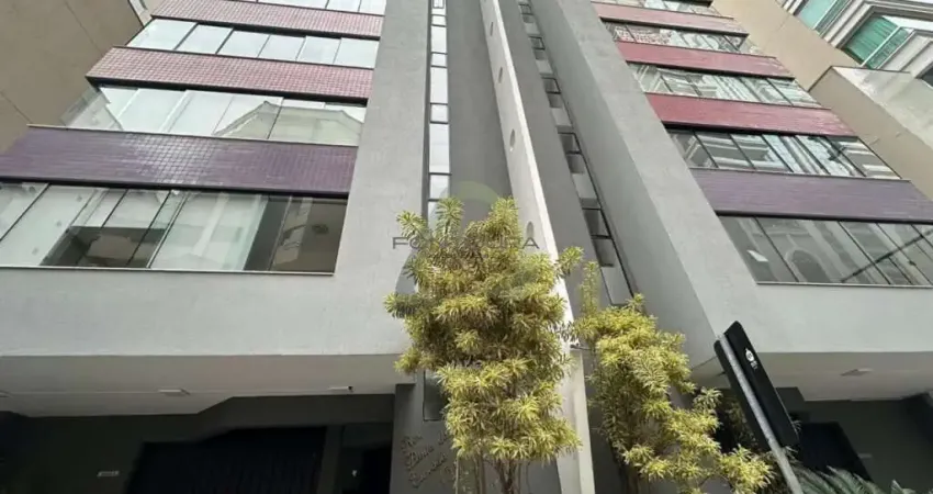 Apartamento com 3 quartos à venda na Rua 207, 155, Meia Praia, Itapema