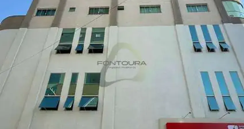 Apartamento com 3 quartos à venda na Rua 224, 10, Meia Praia, Itapema