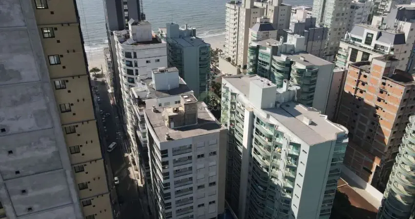Apartamento com 3 quartos à venda na Rua 315, 175, Meia Praia, Itapema