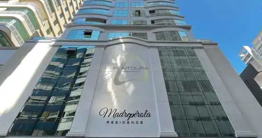 Apartamento com 3 quartos à venda na Rua 207, 211, Meia Praia, Itapema