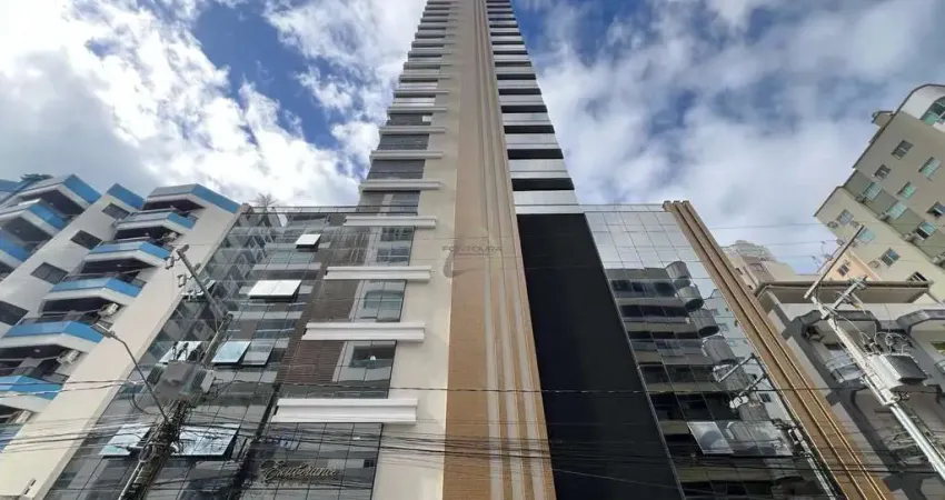 Apartamento com 3 quartos à venda na Rua 250, 93, Meia Praia, Itapema