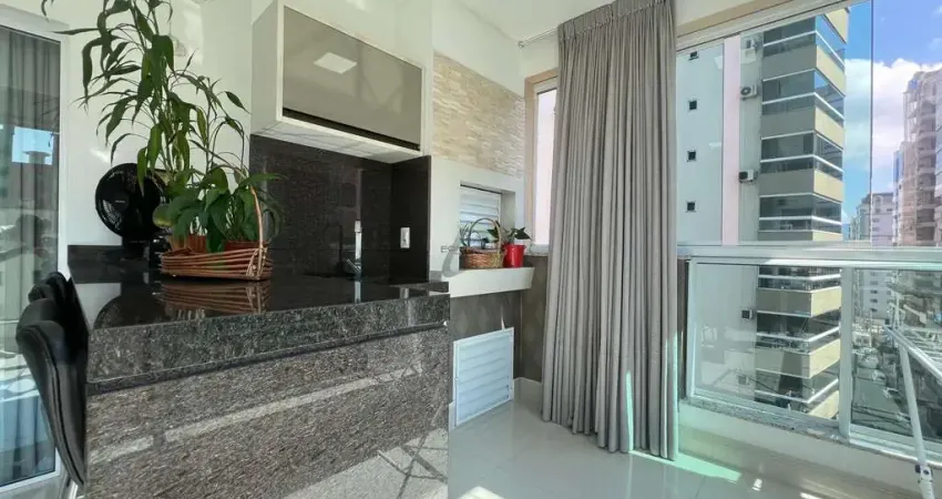 Apartamento com 4 quartos à venda na Rua 207, 43, Meia Praia, Itapema