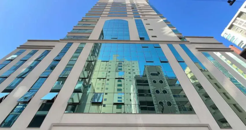 Apartamento com 4 quartos à venda na Rua 260, 187, Meia Praia, Itapema