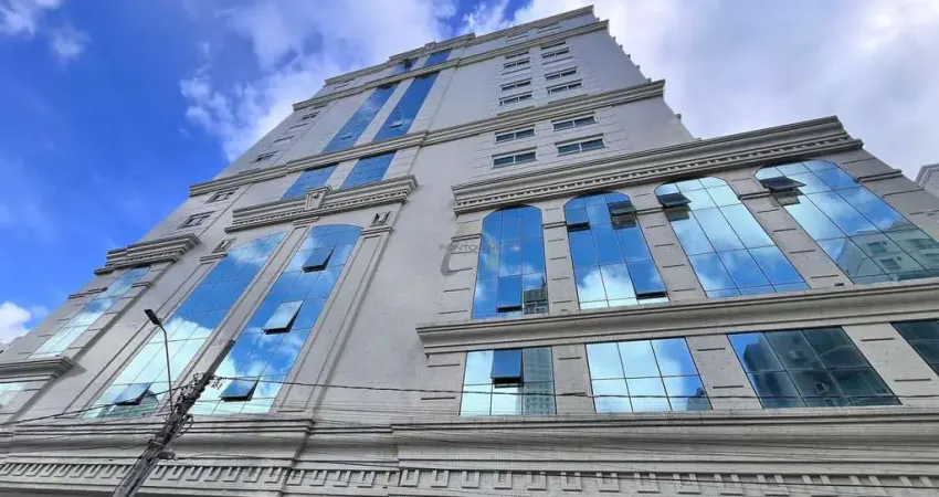 Apartamento com 4 quartos à venda na Avenida Nereu Ramos, 4581, Meia Praia, Itapema