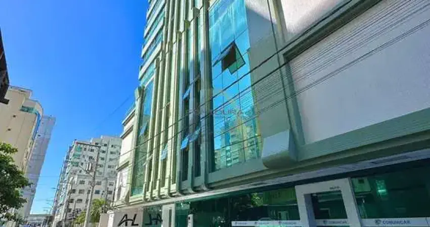 Apartamento com 3 quartos à venda na Rua 214 (D2), 177, Meia Praia, Itapema