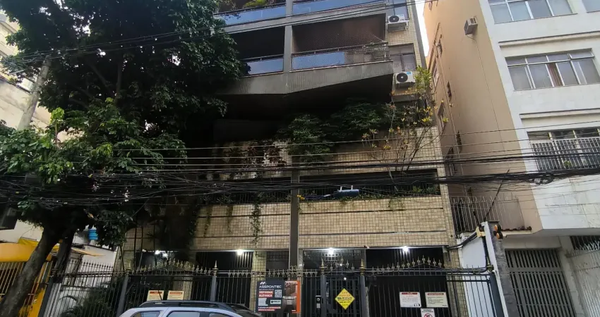 Praça Saens Pena! 3 quartos, com suite e dependência. Mobiliado!