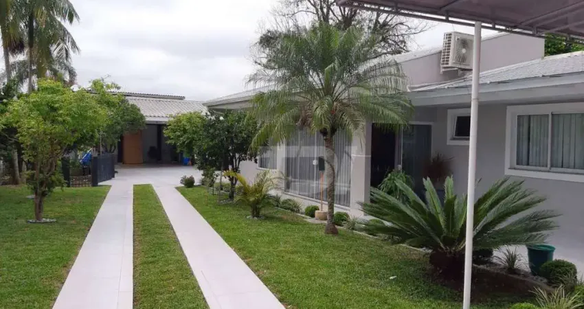 Casa com 4 dormitórios à venda, 283 m² por r$ 1.980.000,00 - capão raso - curitiba/pr