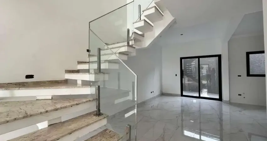 Sobrado com 3 dormitórios à venda, 120 m² por R$ 699.000,00 - Capão da Imbuia - Curitiba/PR