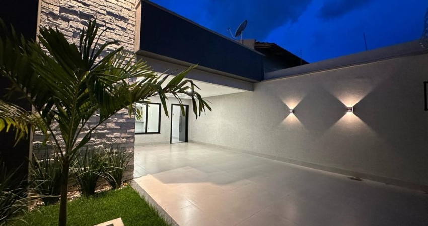 Casa para venda no Setor Jardim Atlântico com 3 suítes e 4 vagas de garagem