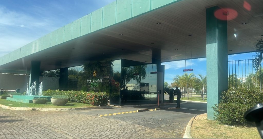 Terreno de Esquina - Portal do Sol Green - 600,52 m²