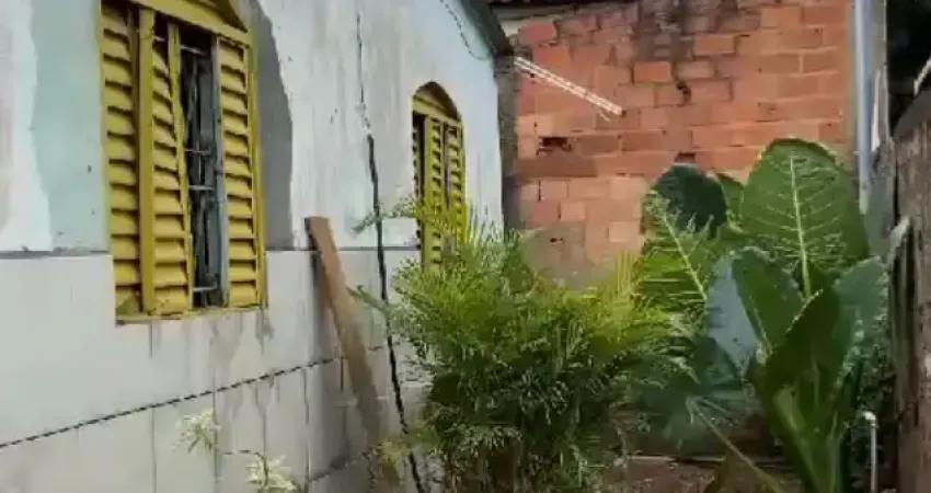Casa com 2 quartos à venda na Rua Cláudio, Vila Romana, Goiânia