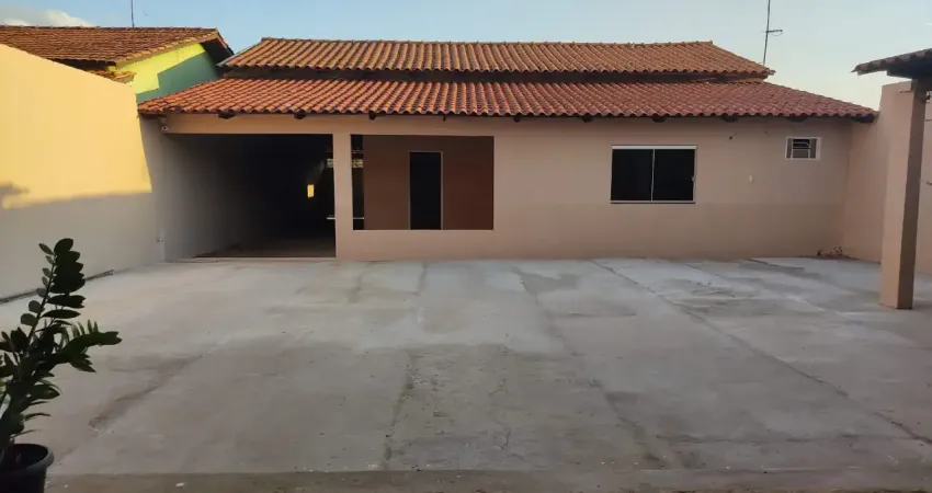 Casa com 3 quartos à venda na Rua 11, Residencial Cândido Queiroz, Aparecida de Goiânia