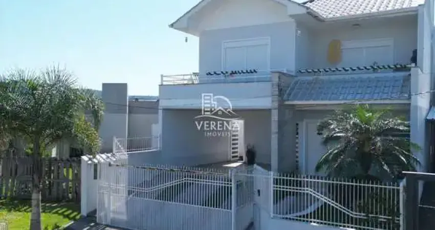Casa com 3 quartos à venda na Rua Professora Irani Reuter, 103, Castelo Branco, Santa Cruz do Sul