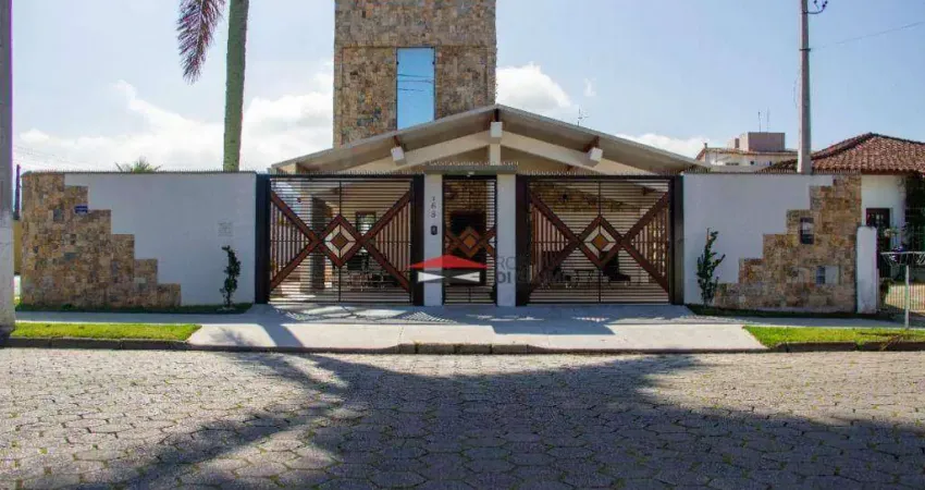 Casa com 3 dormitórios à venda, 238 m² por R$ 1.950.000,00 - Indaiá - Caraguatatuba/SP