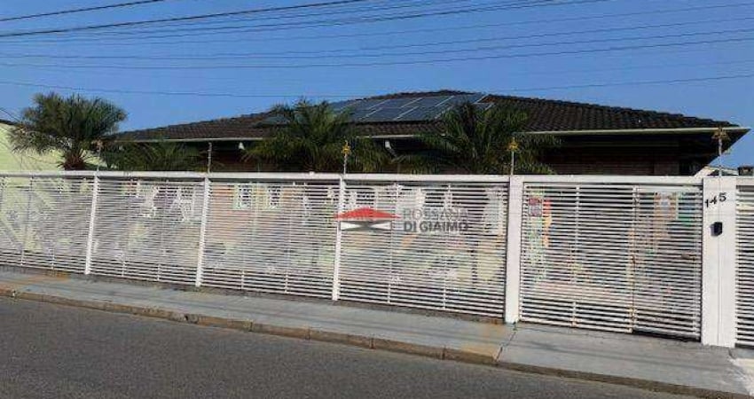 Casa à venda, 292 m² por R$ 1.350.000,00 - Centro - Caraguatatuba/SP