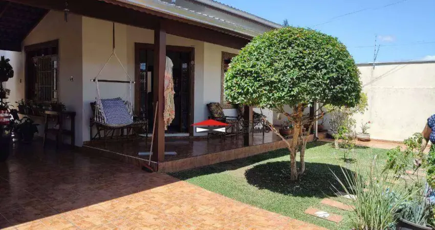 Casa com 4 dormitórios à venda, 218 m² por r$ 950.000,00 - jardim britânia - caraguatatuba/sp