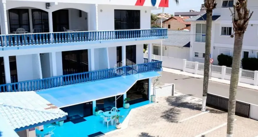 Hotel à Venda Enseada, São Francisco do sul de frente pro para o Mar.