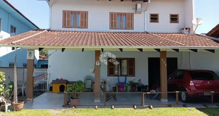Casa com 6 quartos à venda na Bom Retiro, 333, Ubatuba, São Francisco do Sul