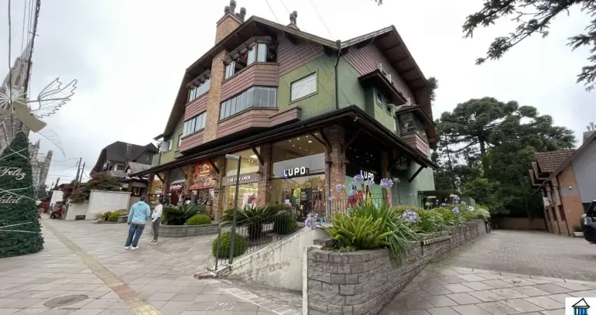 Apartamento mobiliado no plaza catedral: 40 passos da catedral de pedra