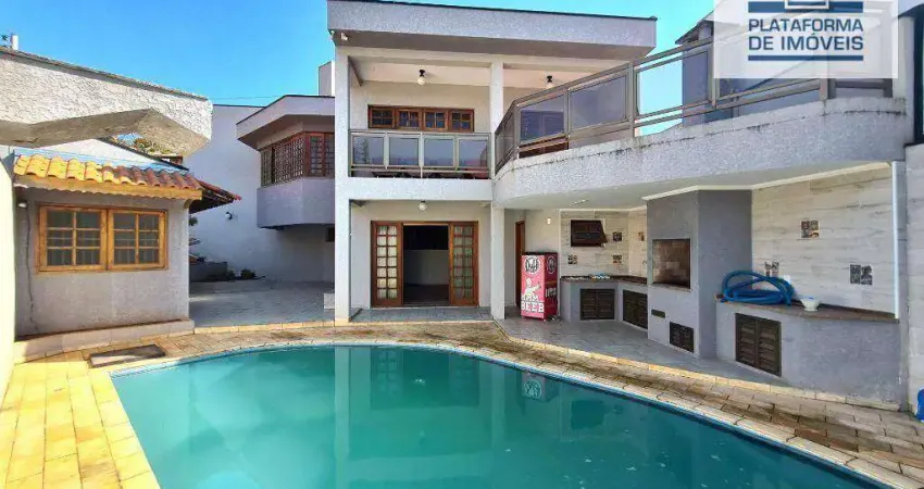Casa com 3 dormitórios à venda, 264 m² por R$ 1.199.000,00 - Jardim Europa - Bragança Paulista/SP
