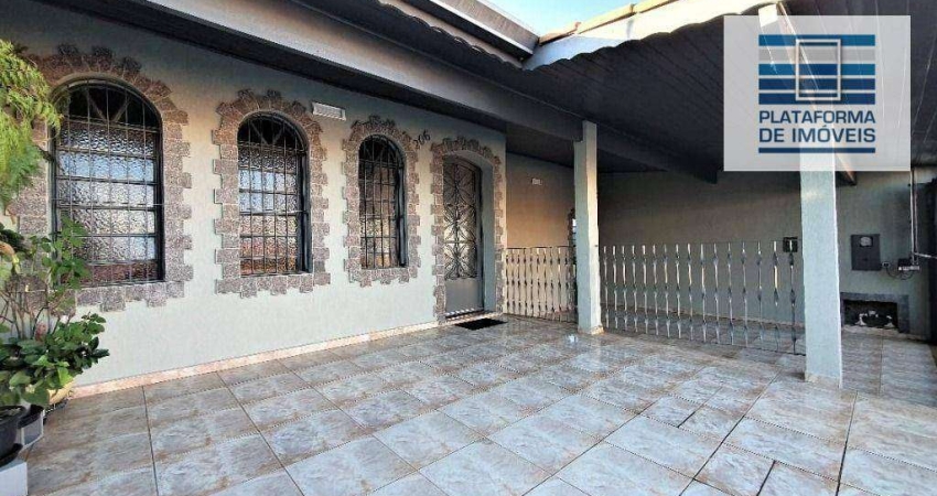 Casa com 3 dormitórios à venda, 191 m² por R$ 600.000,00 - Jardim São Lourenço - Bragança Paulista/SP
