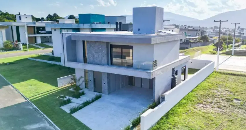 Casa para Venda em Florianópolis, São João do Rio Vermelho, 4 dormitórios, 4 suítes, 6 banheiros, 4 vagas