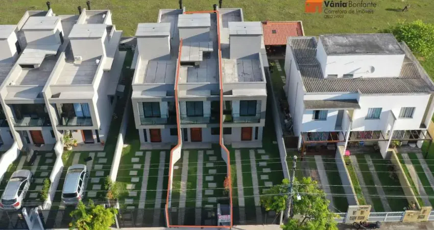 Casa para Venda em Florianópolis, São João do Rio Vermelho, 3 dormitórios, 1 suíte, 3 banheiros, 2 vagas