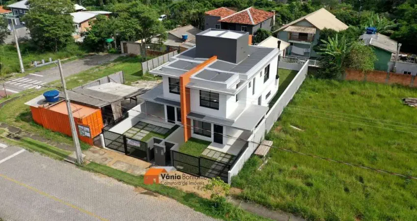 Casa para Venda em Florianópolis, São João do Rio Vermelho, 3 dormitórios, 1 suíte, 3 banheiros, 2 vagas