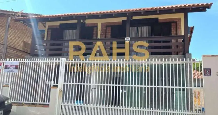 Casa com 2 quartos à venda na Rua Rio Negrinho, 39, Centro, Balneário Piçarras