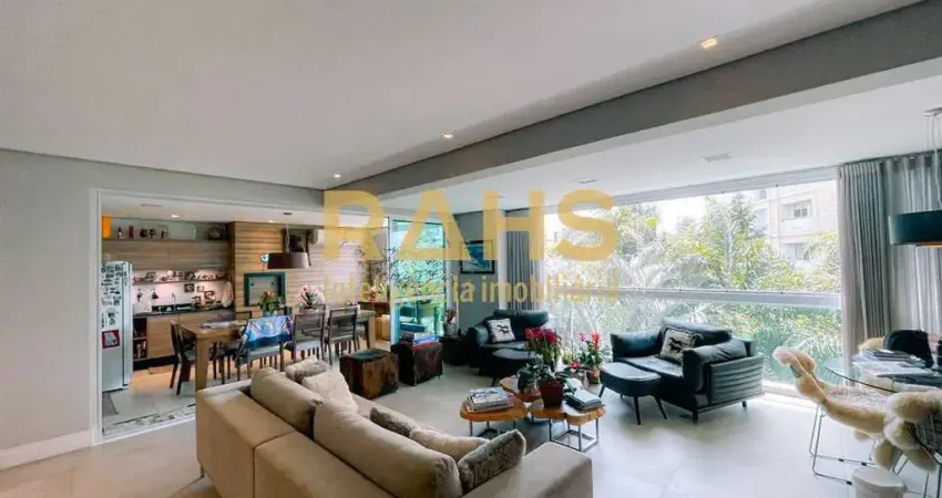 Apartamento Alto Padrão Semimobiliado no Centro - Joinville/SC