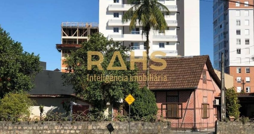 Casa comercial com 2 salas à venda na Rua Dona Francisca, 934, Saguaçu, Joinville