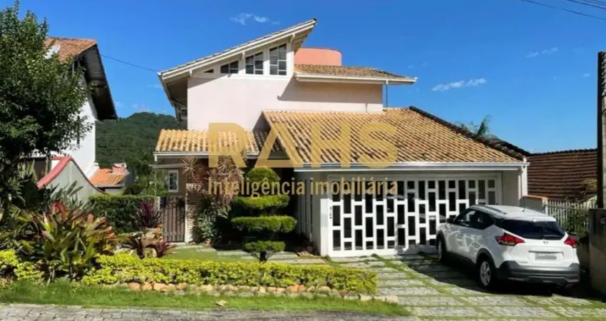 Casa com 3 quartos à venda na Rua Dona Francisca, 934, Saguaçu, Joinville