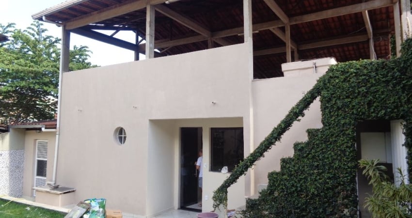 Código 4504 - Vende casa no bairro Canaãnzinho, 03 quartos sendo 01 suíte