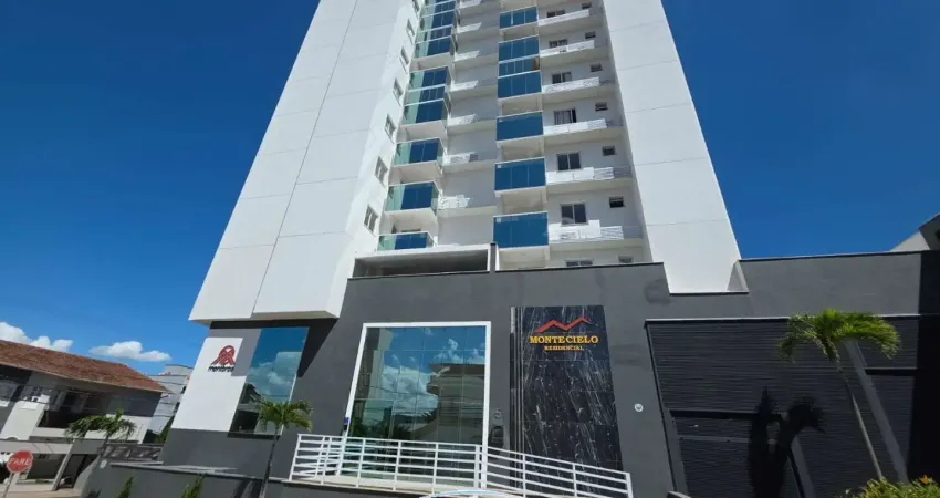 Código 4687 - Aluga apartamento no bairro Iguaçu, 03 quartos, 80m², sendo uma suíte com guarda roupa e ar condicionado