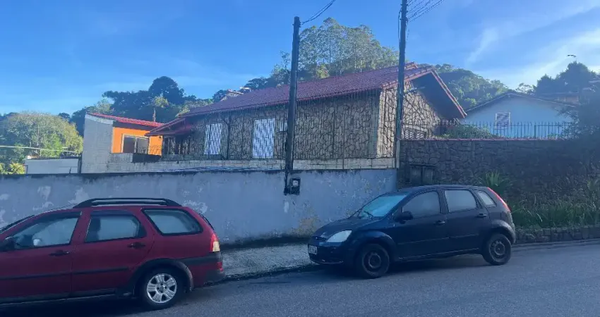 Casa com anexo Centro - Petrópolis - RJ