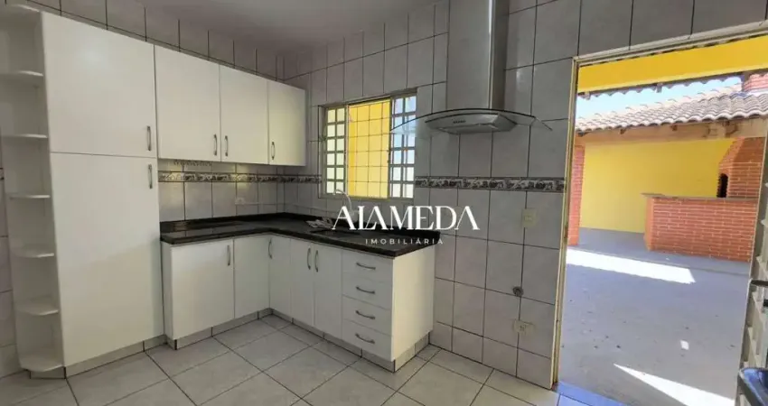 Casa com 3 quartos sendo 1 suíte para alugar por r$ 2.300/mês - maria lúcia - santa rita - londrina/pr